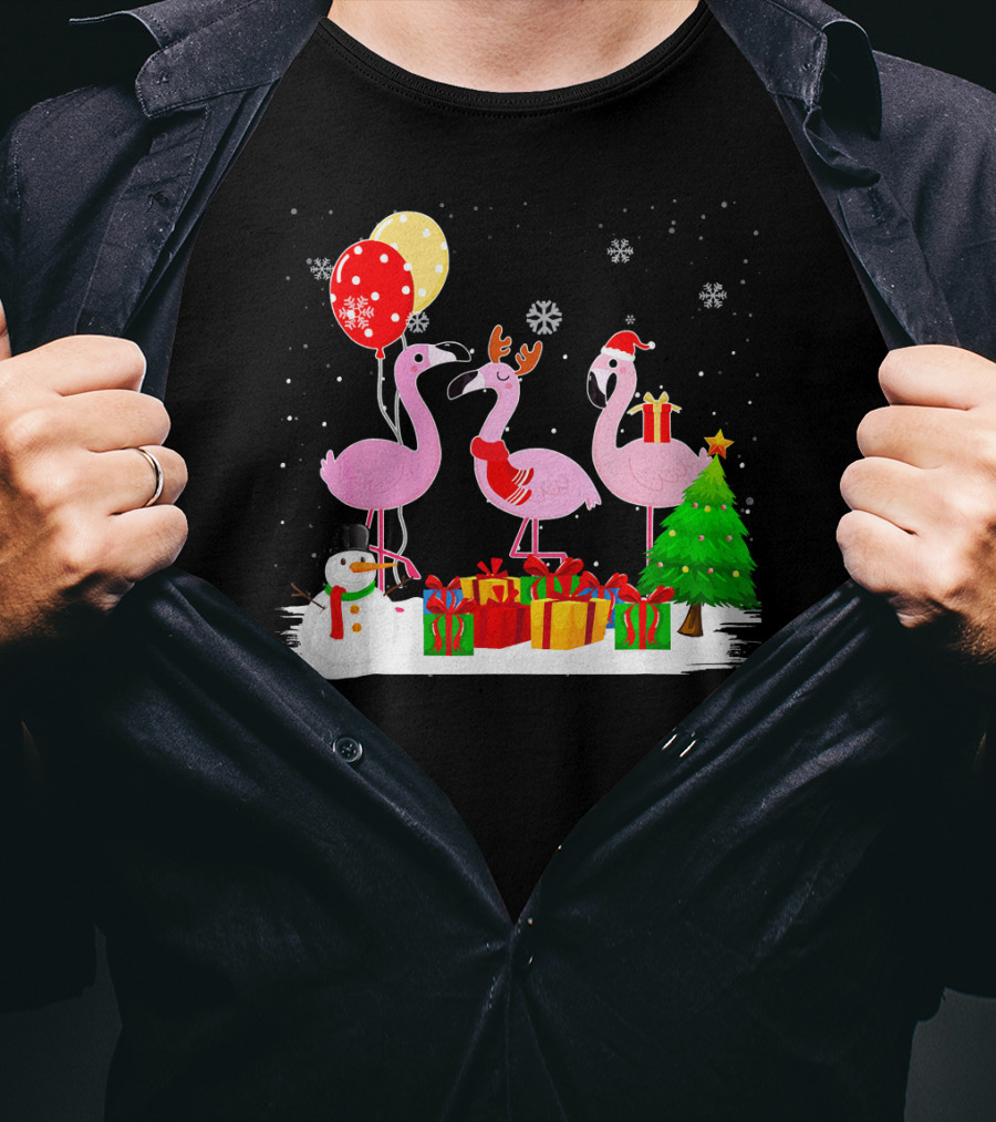 Three Flamingos Xmas Santa With Christmas Tree Presents Snowman Balloons T-Shirt