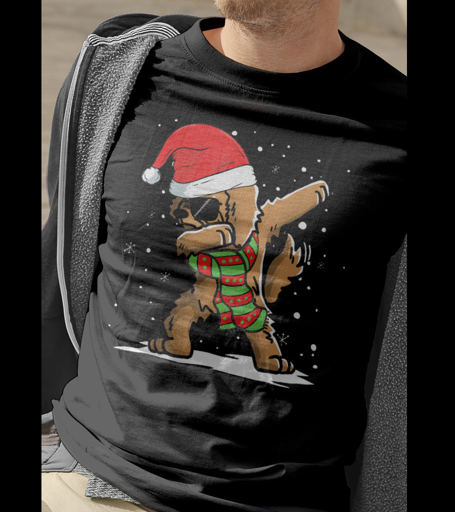 Dabbing Goldendoodle Santa With Red Hat And Christmas Scarf T-Shirt