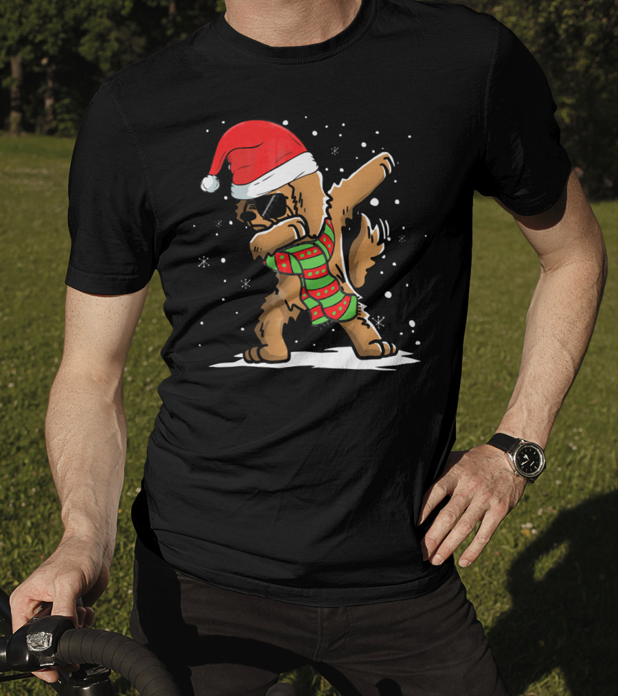 Dabbing Goldendoodle Santa With Red Hat And Christmas Scarf T-Shirt