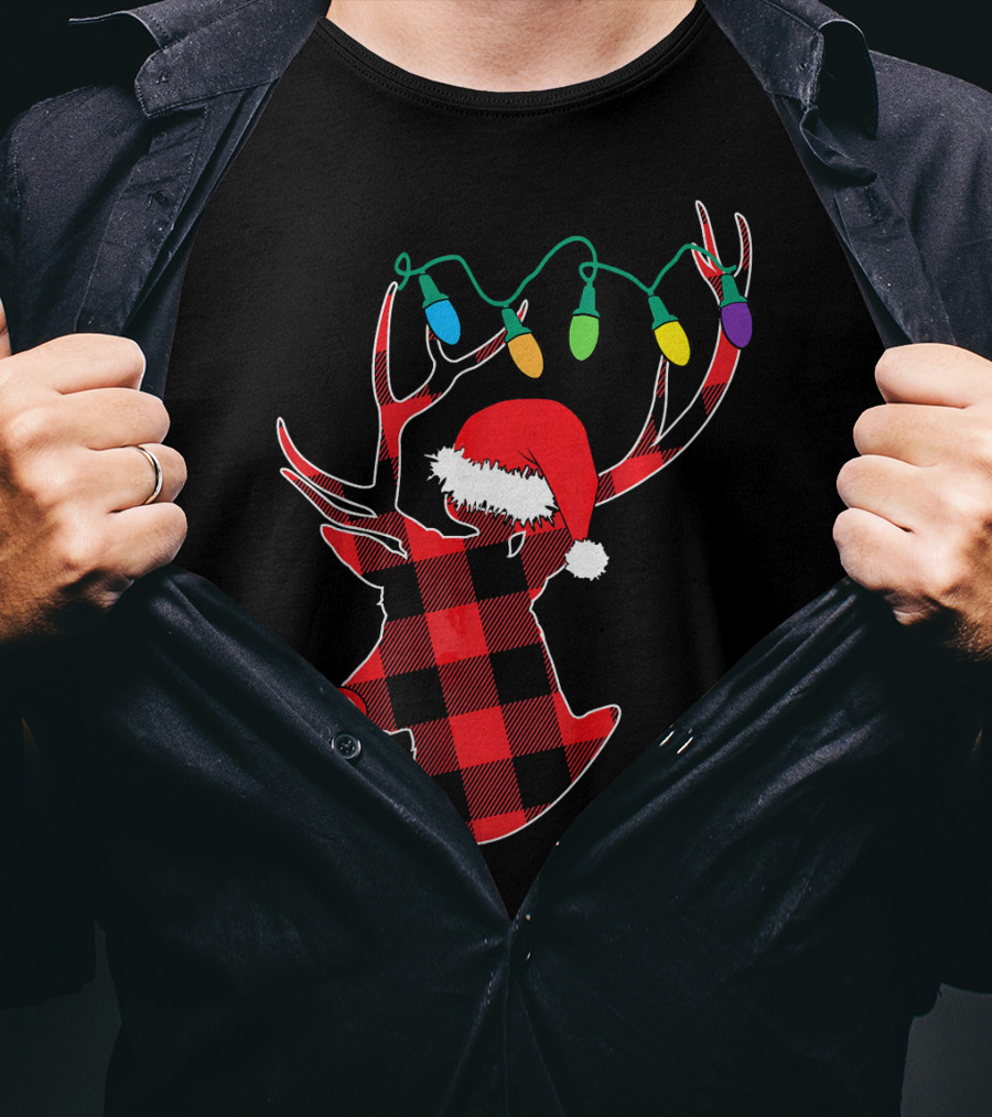 Christmas Deer Santa Hat Buffalo Plaid String Lights T-Shirt
