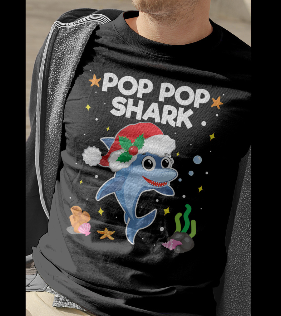 Pop Pop Shark Santa Christmas Grandpa Grandma Ocean T-Shirt