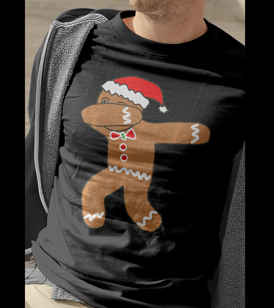 Dabbing Gingerbread Man In Santa Hat T-Shirt