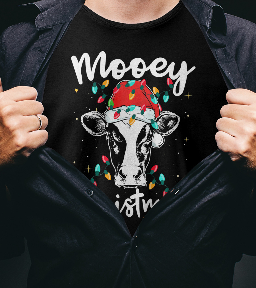 Mooey Christmas Cow With Santa Hat And Christmas Lights T-Shirt