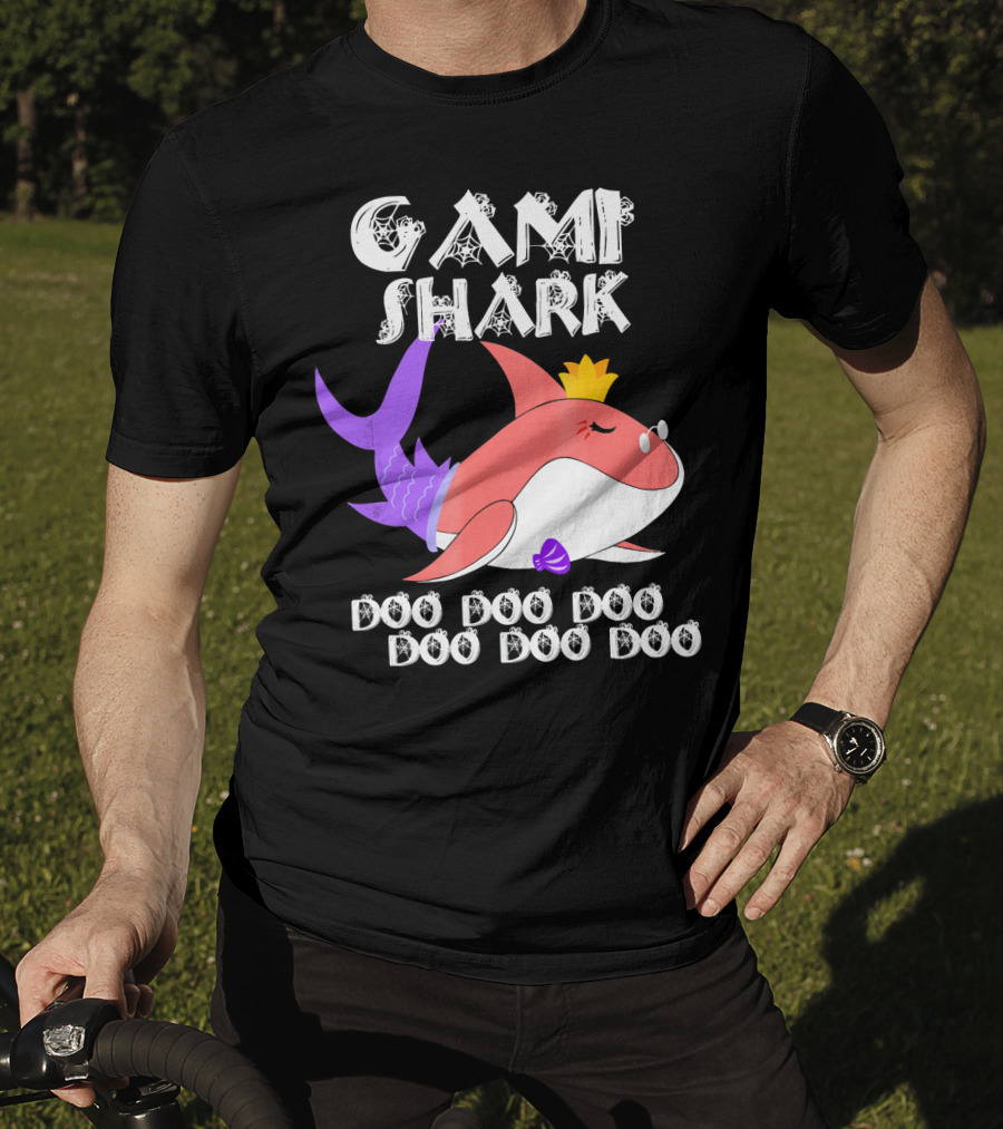 Gami Shark Doo Doo Doo Cute Crowned Shark With Purple Fins T-Shirt