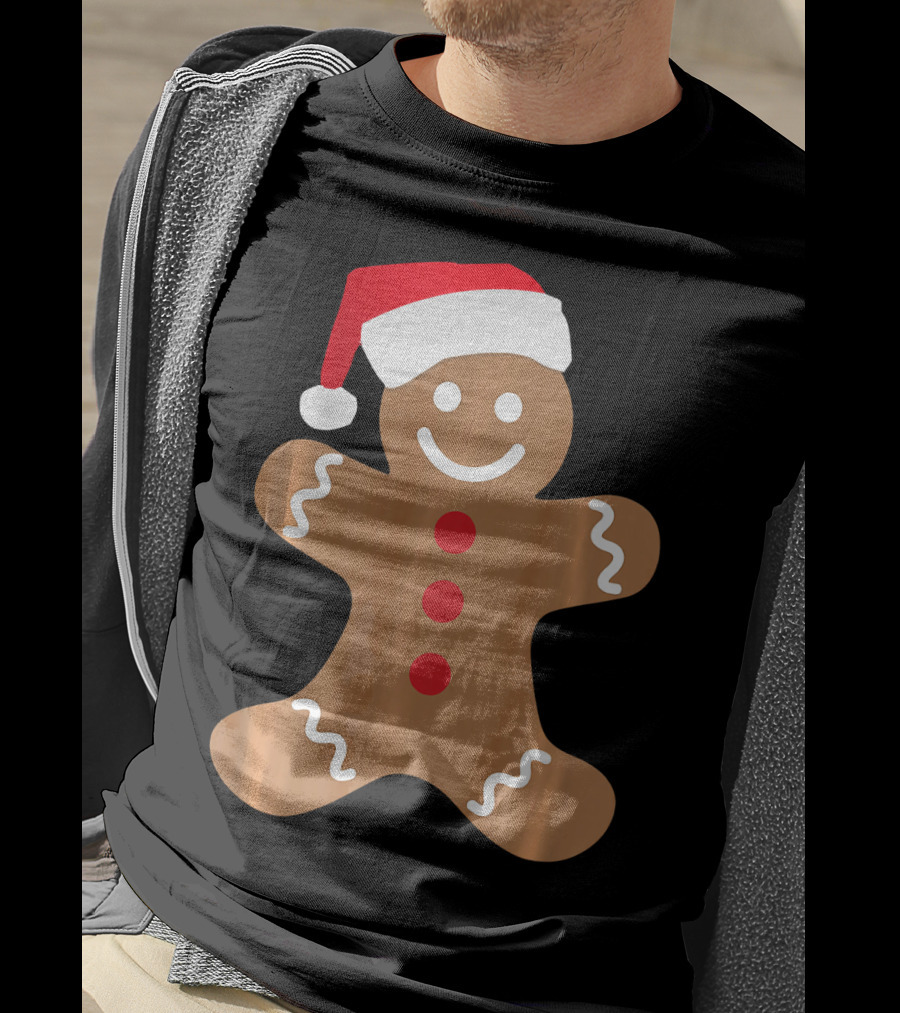 Gingerbread Man With Santa Hat Christmas T-Shirt