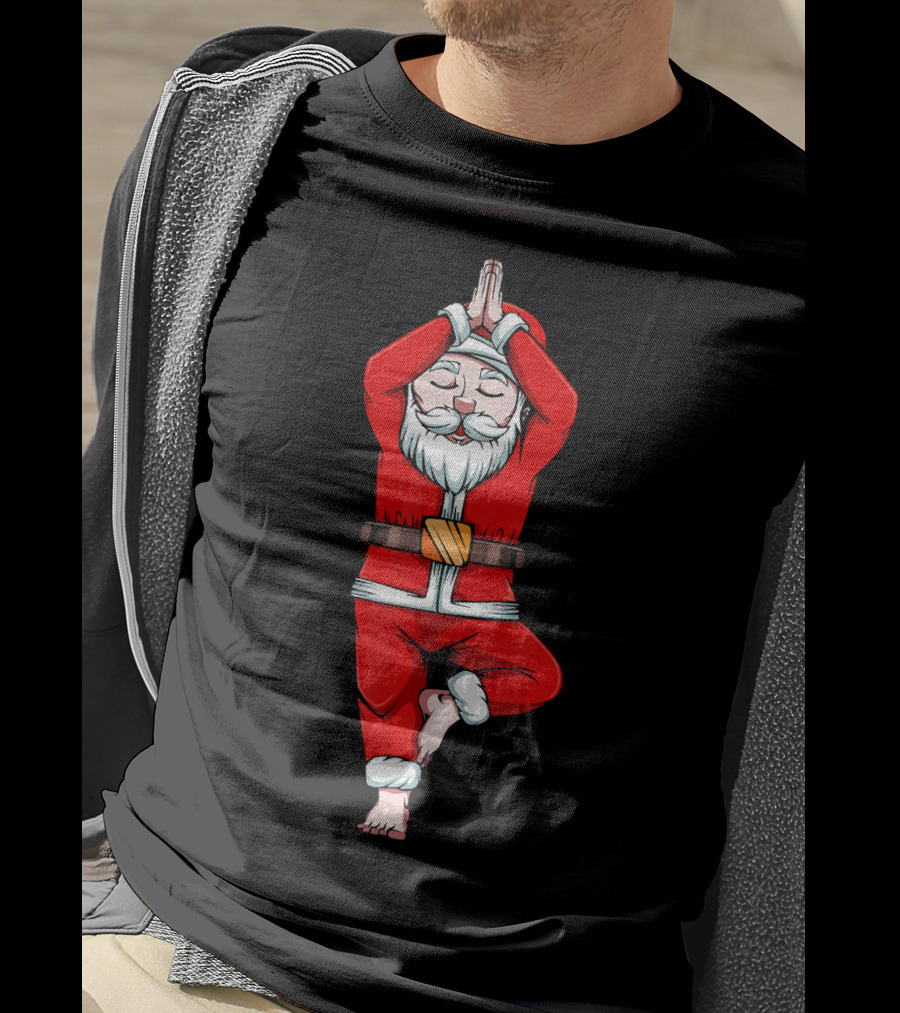 Funny Santa Claus Yoga Pose Meditation Tree Zen Relaxation T-Shirt