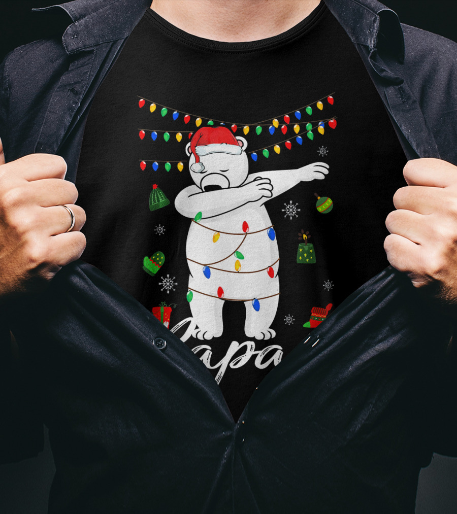 Papaw Bear Dabbing With Santa Hat And Christmas Lights And Gifts T-Shirt