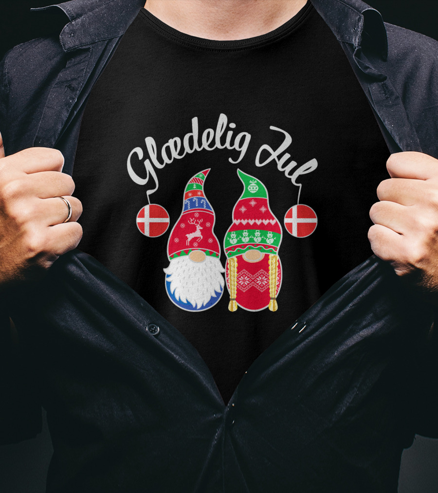 Glaedelig Jul Danish Merry Christmas With Festive Gnomes And Flags T-Shirt