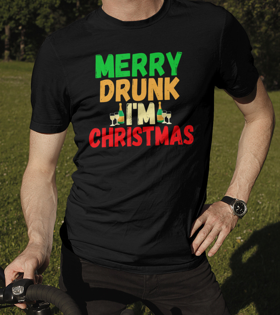 Merry Drunk I'm Christmas Winter Holiday Drinking T-Shirt