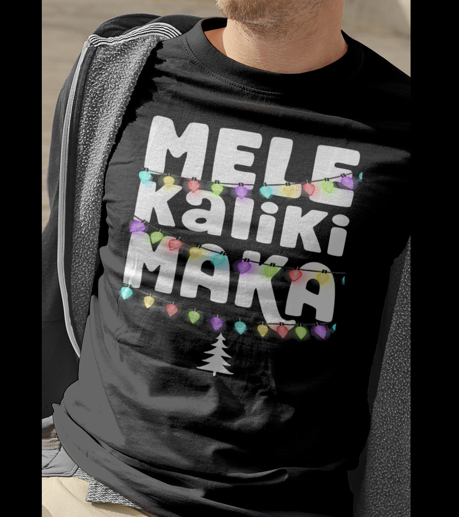 Mele Kalikimaka Hawaiian Christmas Festive Lights Tree T-Shirt