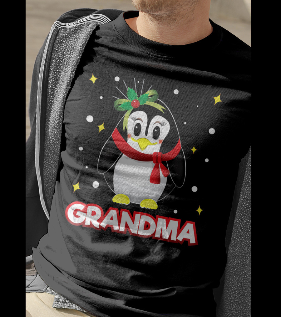 Grandma Penguin Festive Christmas Family T-Shirt