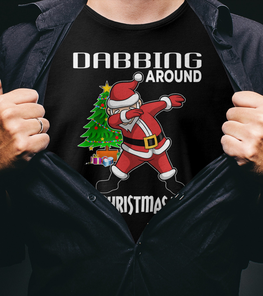 Dabbing Around The Christmas Tree Santa Claus With Presents T-Shirt