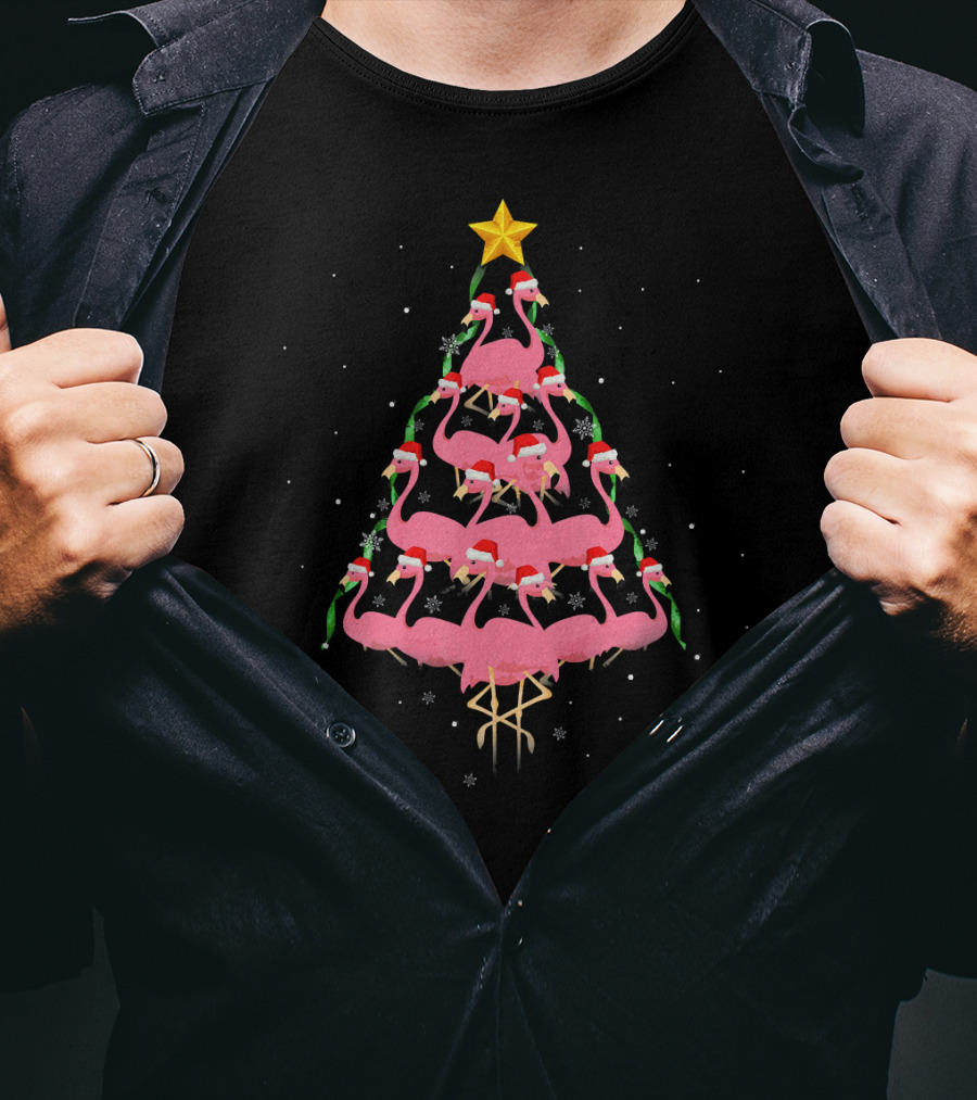Funny Pink Flamingo Christmas Tree With Santa Hats And Star Topper T-Shirt