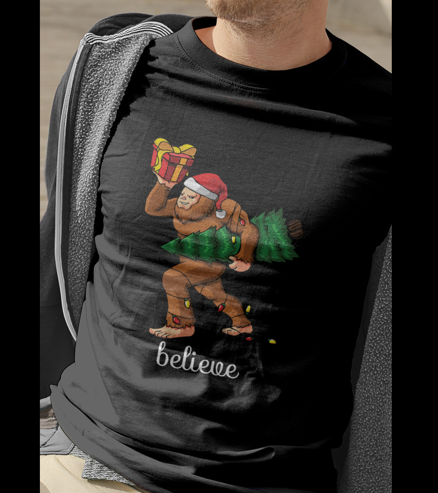 Believe Bigfoot Christmas Tree Sasquatch Santa Hat Gift T-Shirt
