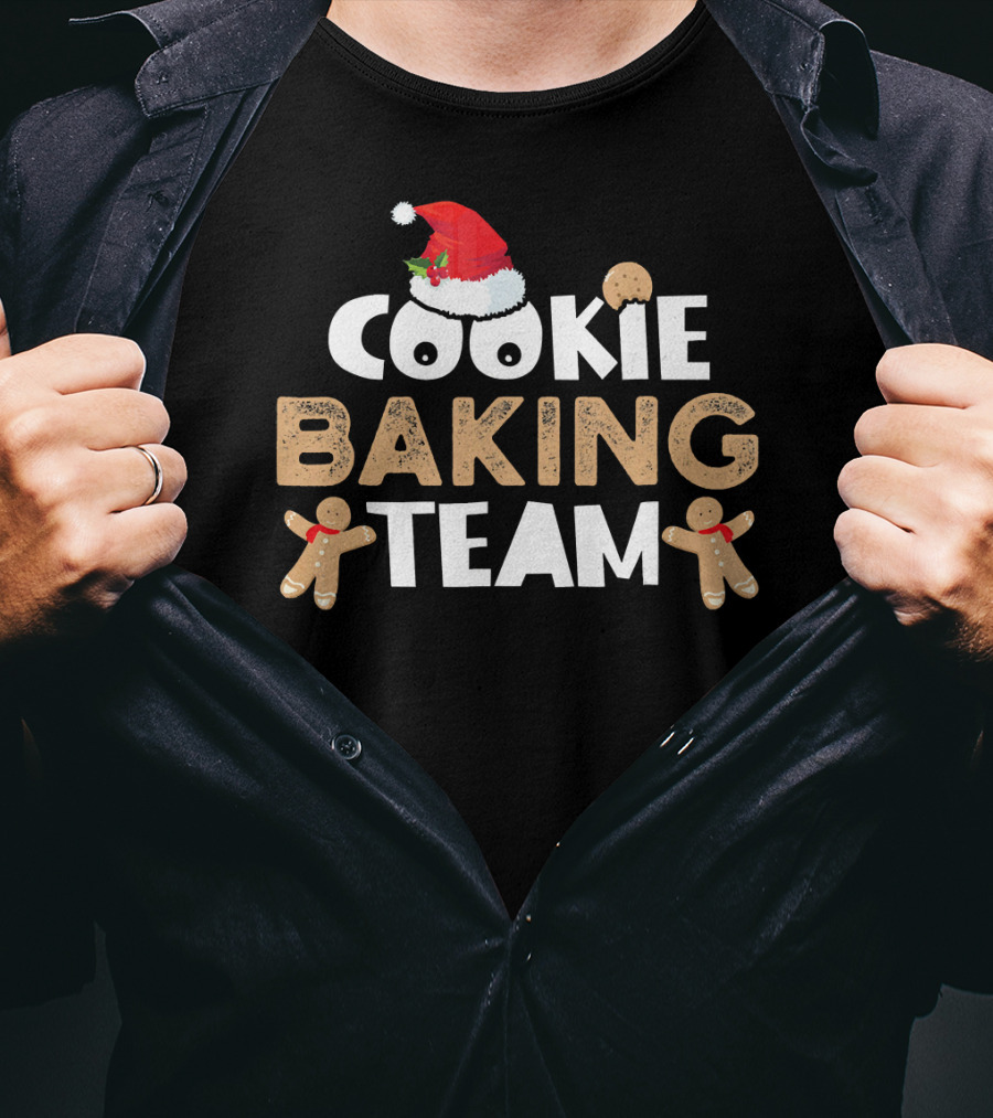 Cookie Baking Team Christmas Gingerbread Santa Hat T-Shirt