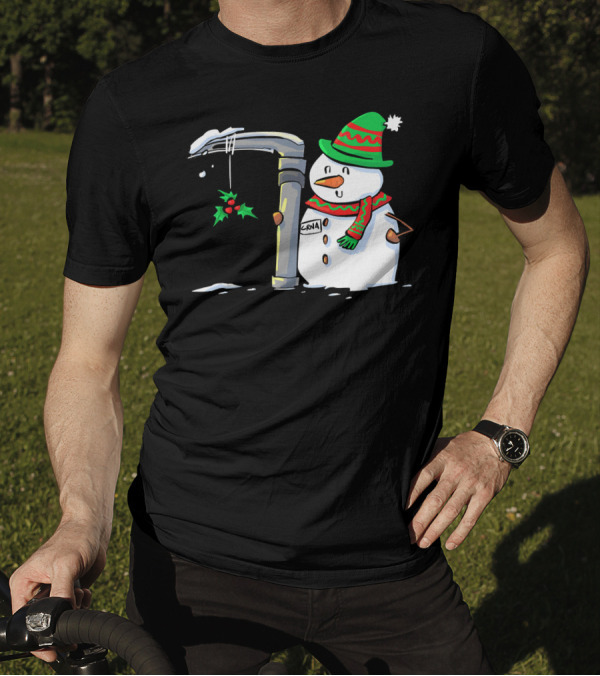 Snowman With Mac 3 Anesthesia Wearing Holiday Hat And Scarf With Holly Decor T-Shirt