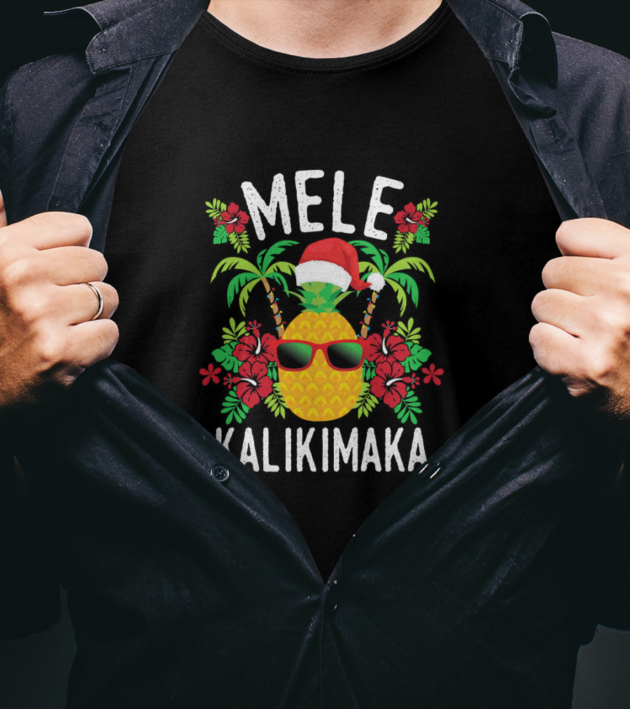 Mele Kalikimaka Hawaiian Pineapple Christmas Santa Hat Sunglasses Floral Decor T-Shirt