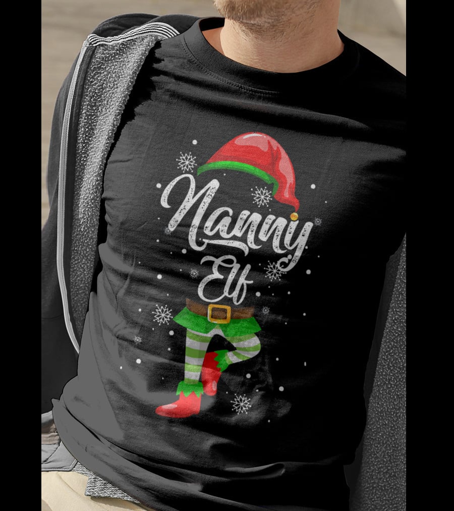 Nanny Elf Festive Christmas Snowflakes T-Shirt