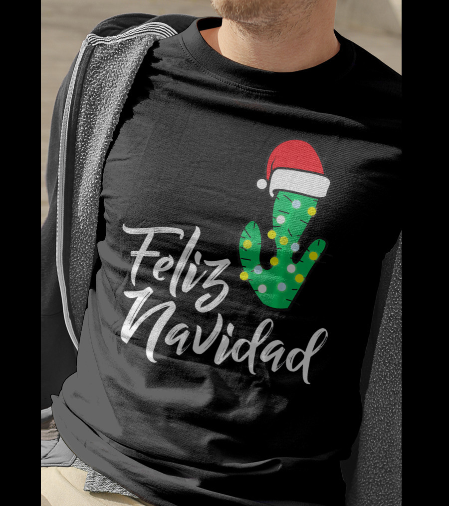 Feliz Navidad Cactus With Santa Hat And Christmas Lights T-Shirt
