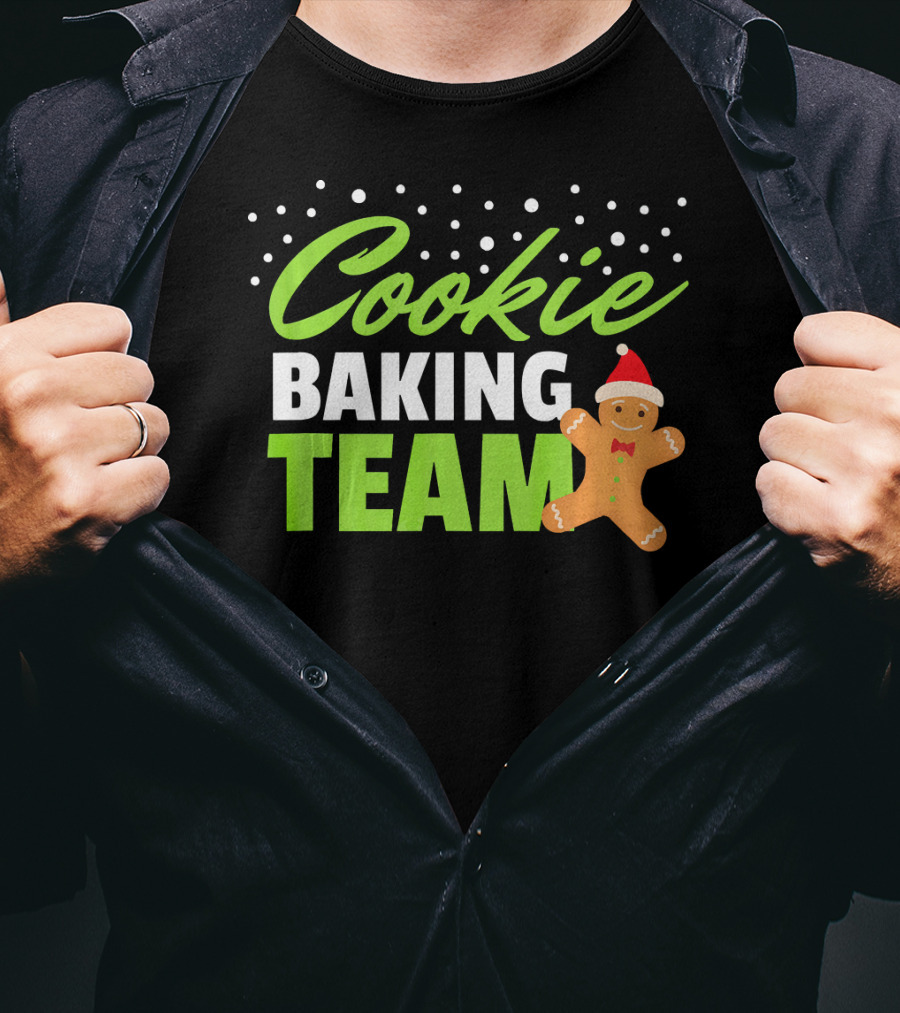 Cookie Baking Team Holi Gingerbread Christmas T-Shirt