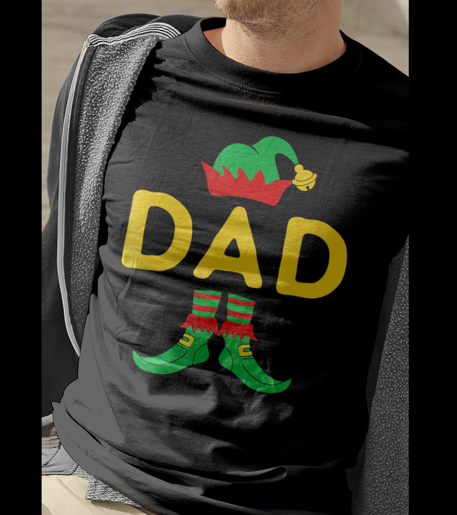 Dad Elf Hat And Boots Festive Christmas Family Mat T-Shirt
