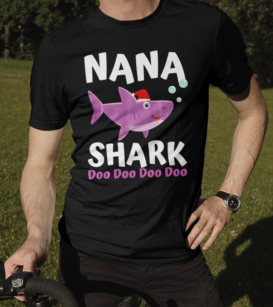 Nana Shark Doo Doo Doo Doo Christmas Santa Hat T-Shirt
