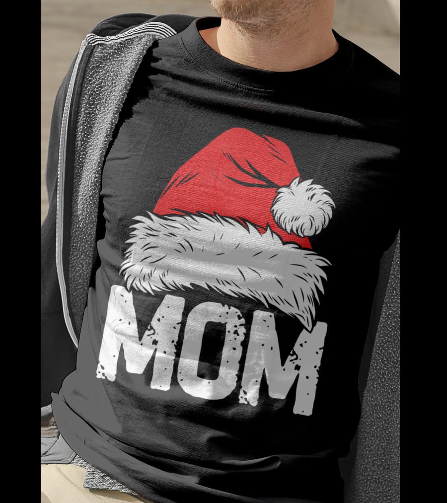 Mom Christmas Santa Hat Family Match T-Shirt