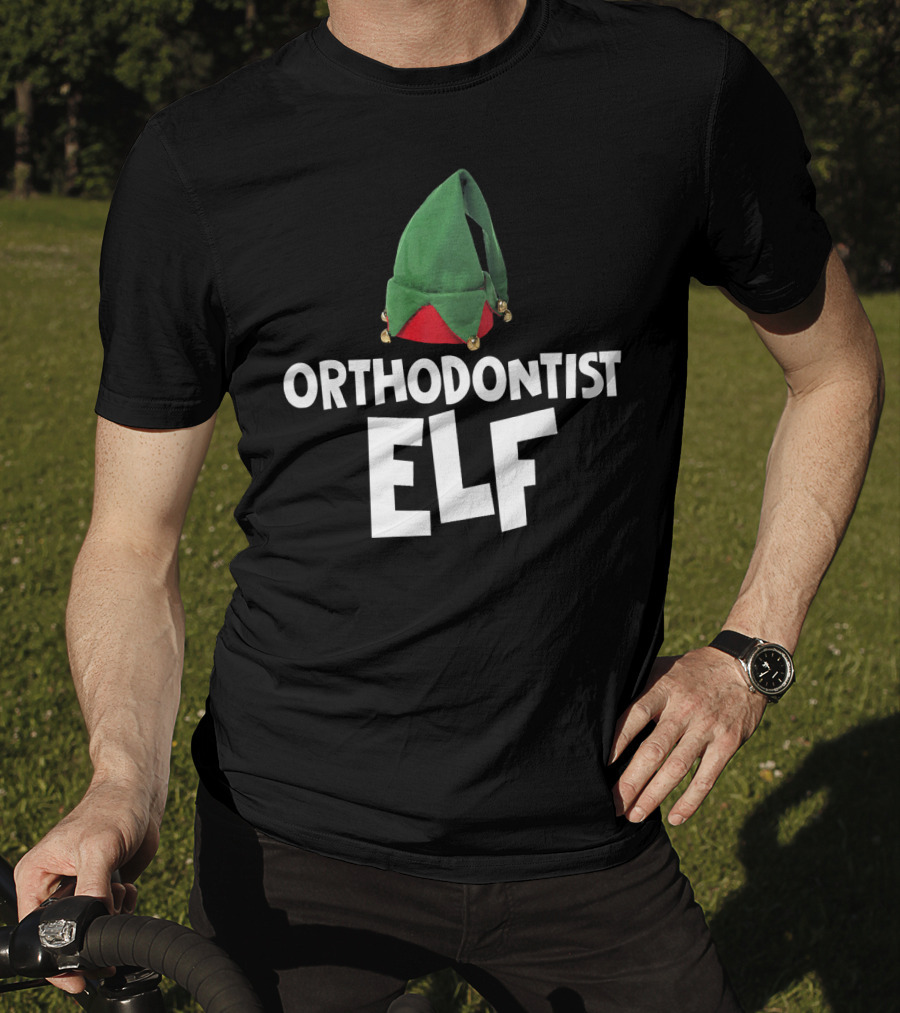 Orthodontist Elf With Green Santa Hat T-Shirt