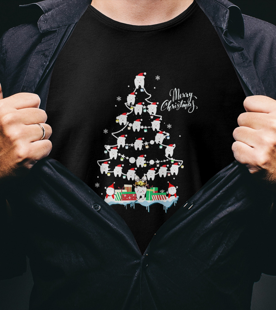Merry Christmas Funny Teeth Santa Hats Tree T-Shirt