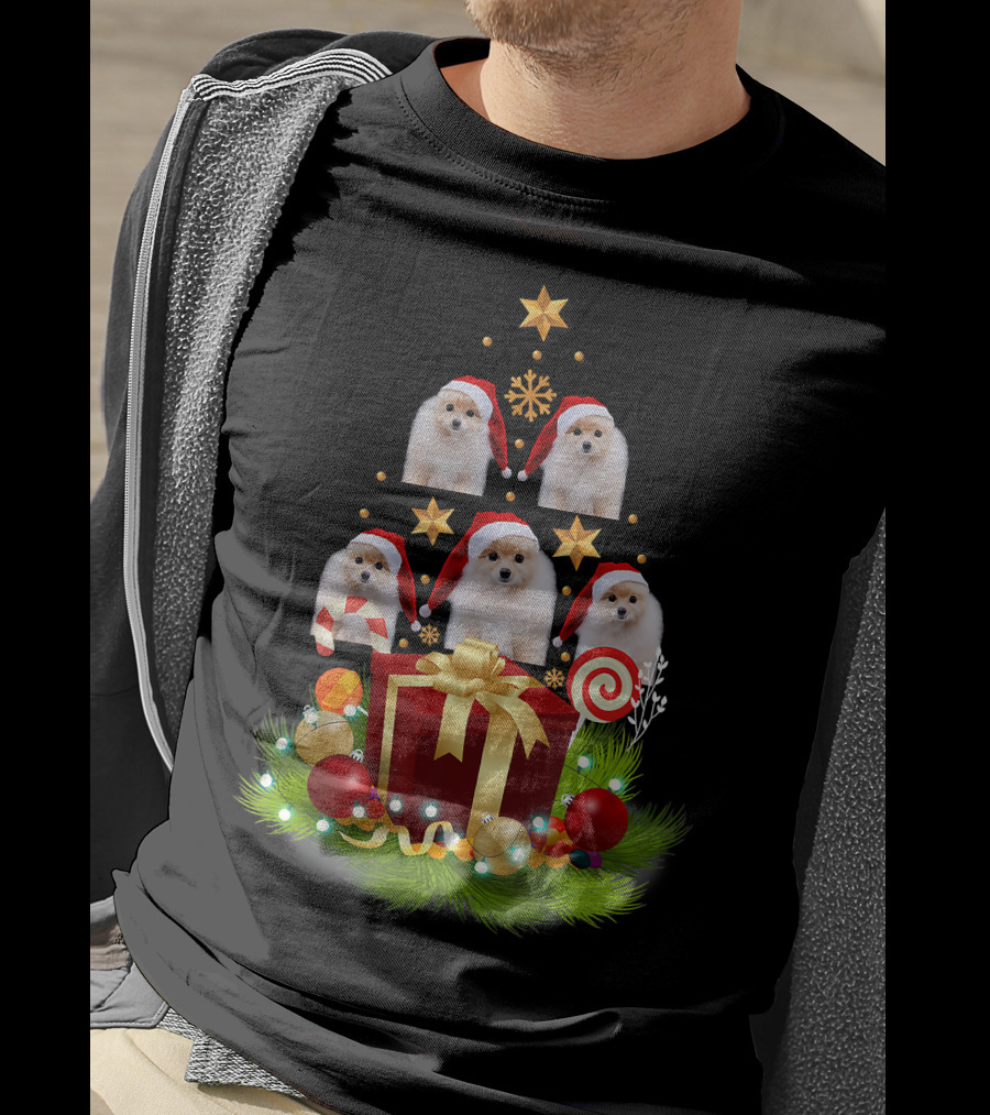 Santa Pomeranian Christmas Tree With Presents And Candy Canes T-Shirt