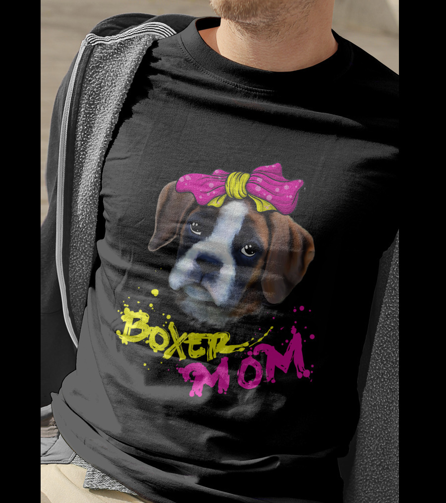 Boxer Mom Dog With Pink Bow T-Shirt