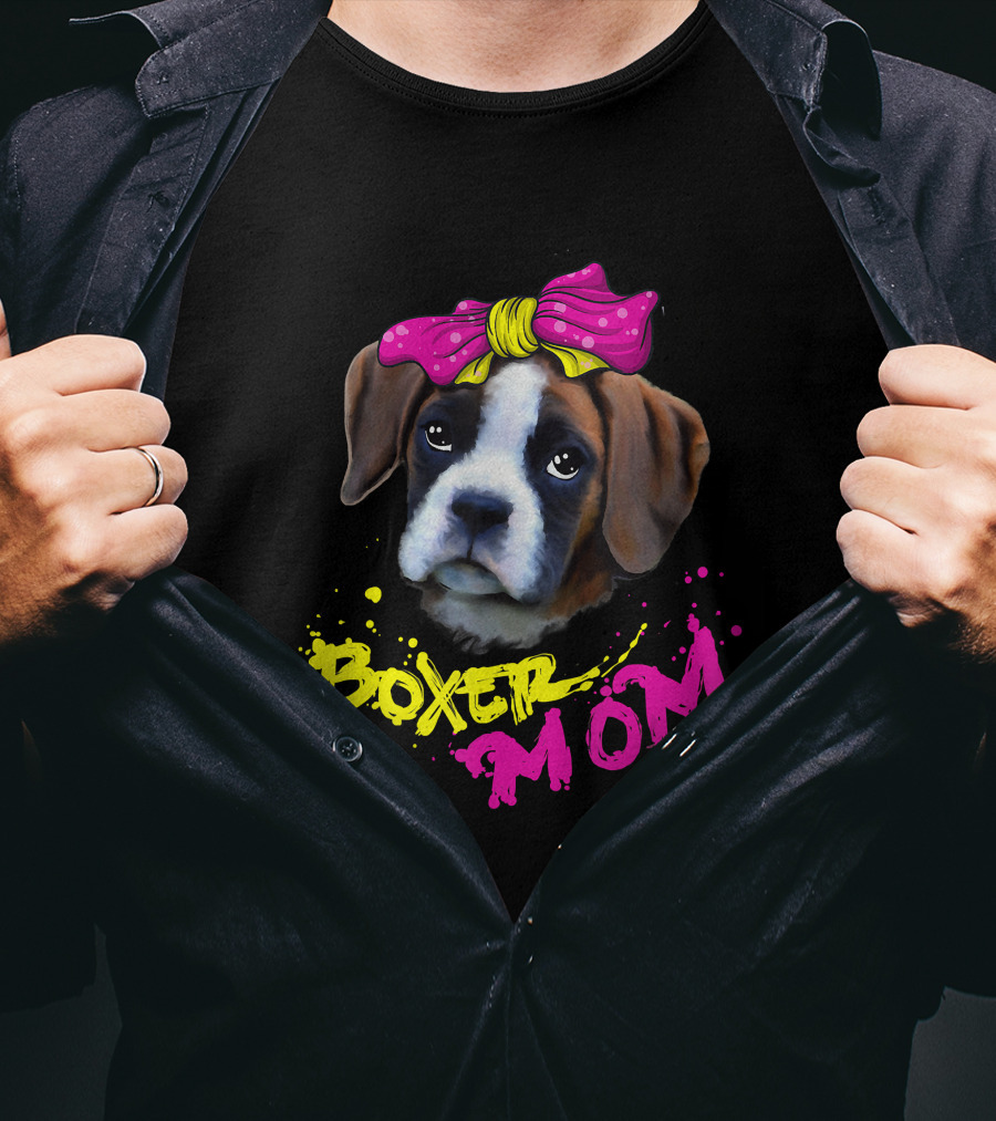 Boxer Mom Dog With Pink Bow T-Shirt
