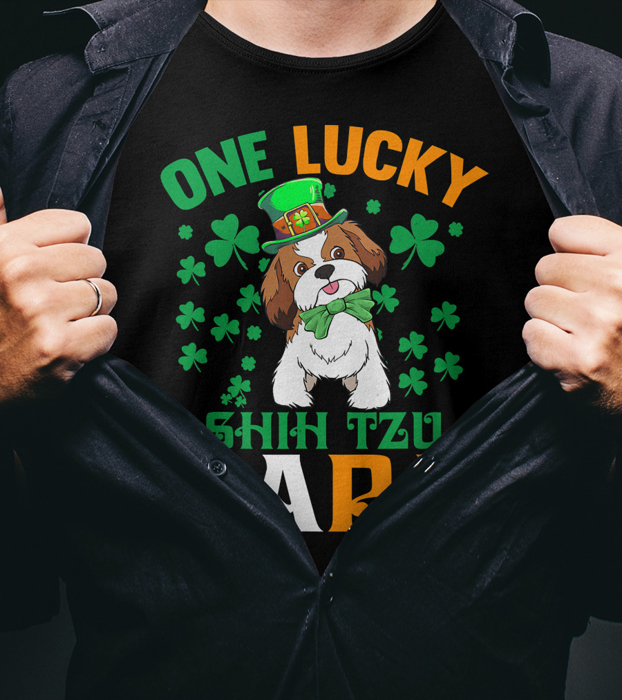 One Lucky Shih Tzu Papa St Patricks Day Dog Hat Clover T-Shirt