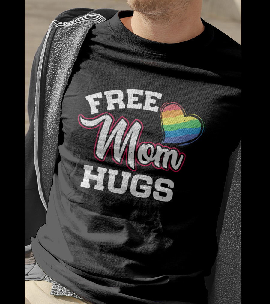 Free Mom Hugs Lgbt Rainbow Heart T-Shirt