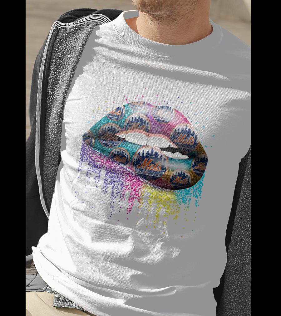 Colorful Lip Pattern With Mets T-Shirt