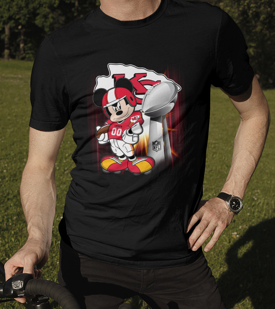 Kansas City Chiefs Mickey Mouse NFL Trophy T-Shirt