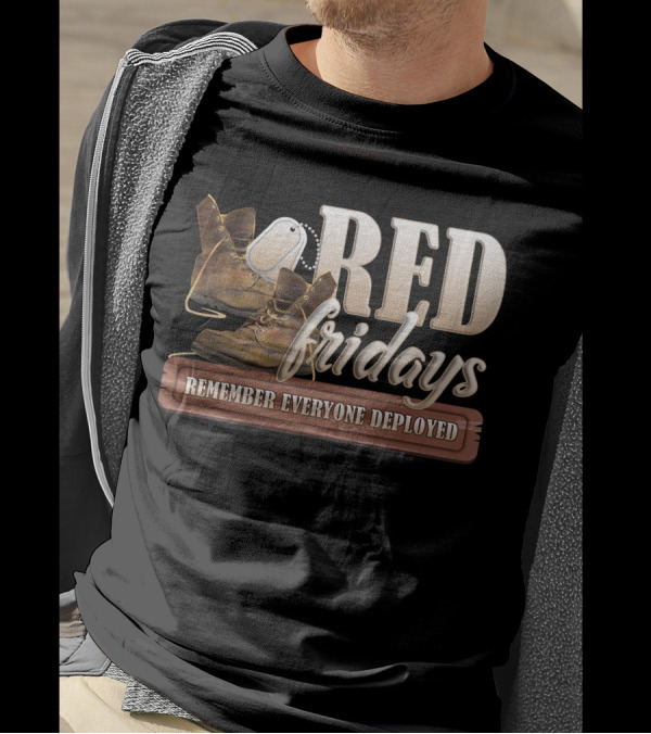 RED Fridays Remember Everyone Deployed Boots Dog Tags T-Shirt